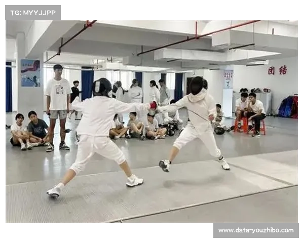 马艺森剑指市运会资格 玉屏青少年击剑赛前专访全景展现其备战之路